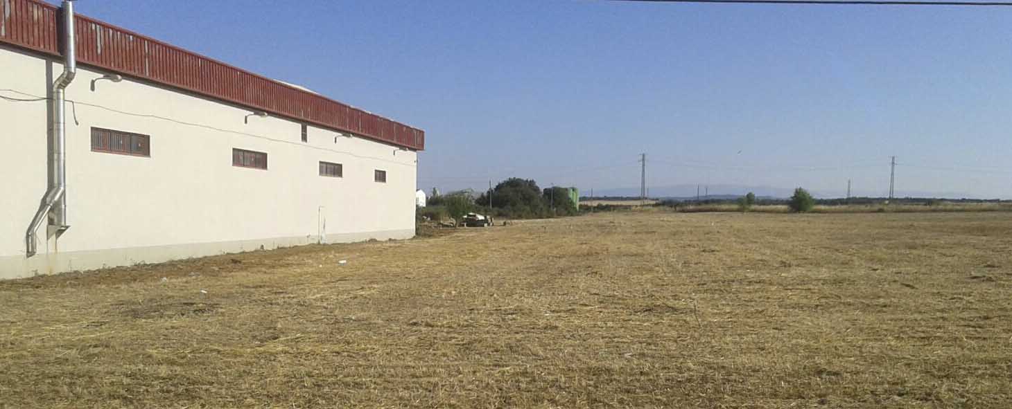 terreny industrial sant pere sallavinera